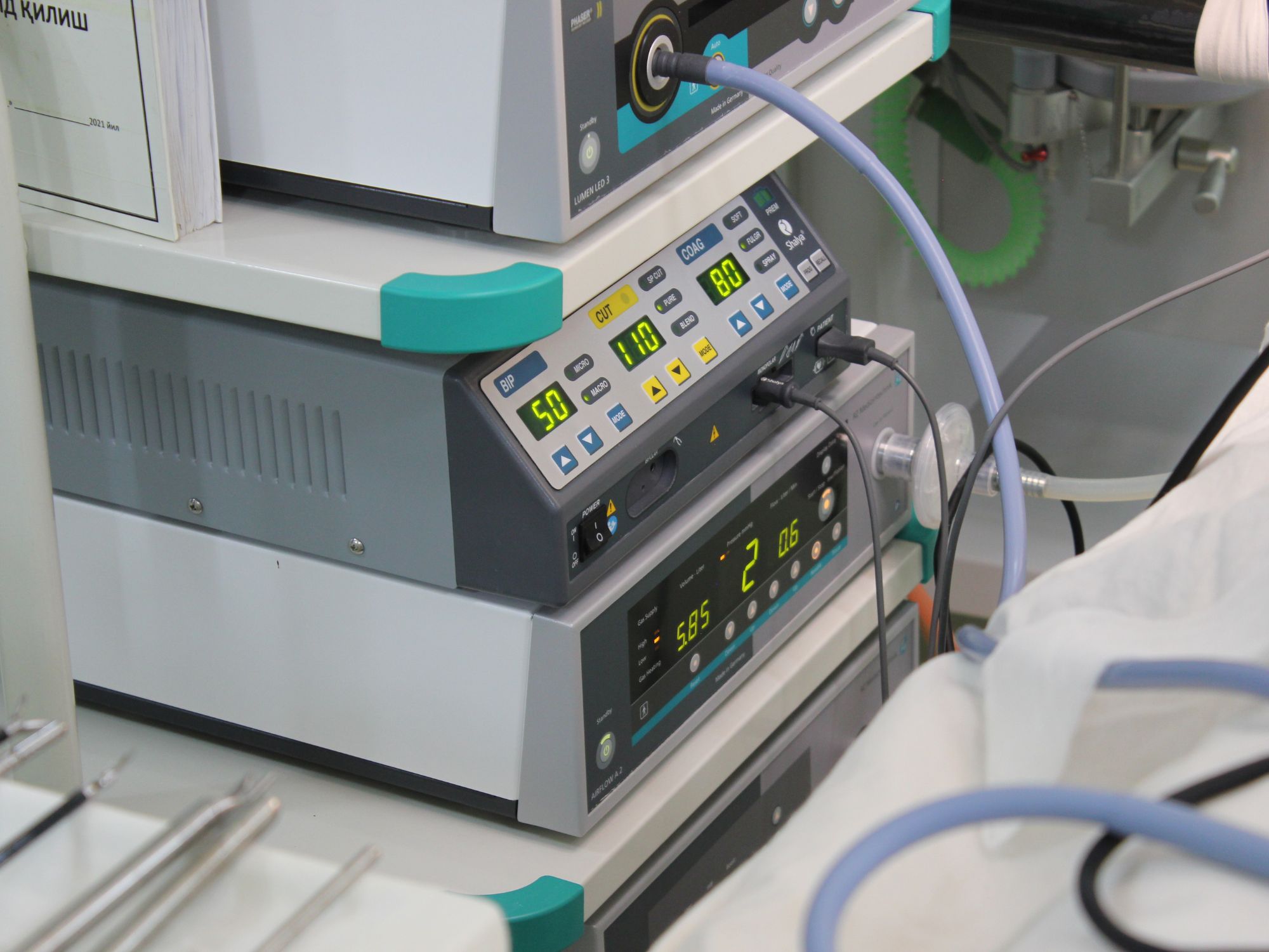 Strumento di misura collegato a un apparecchio elettromedicale
